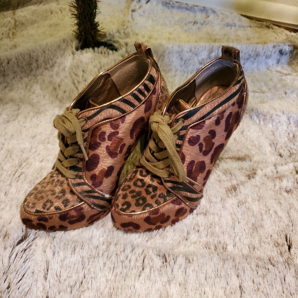 Shiekh Leopard Print Bootie Heels